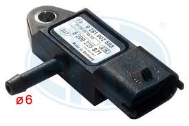 Senzorul de presiune din pneu este localizat pe janta, in interiorul anvelopei, si comunica cu o unitate centrala din masina. Detalii Senzor Presiune Galerie Admisie Pentru Dacia Model Logan Mcv Ks 1 5 Dci Ks0k Diesel 68 Cai Producator Era Cod 550173