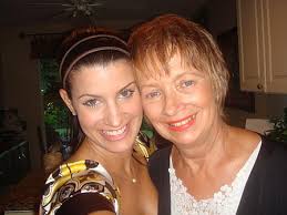 Caring for a Loved One With Cancer: Six Tips to Help You Avoid Burnout and  Stay Healthy