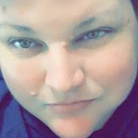 Stacey Wynn's Instagram, Twitter & Facebook