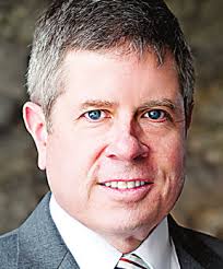 Ordinary people, extraordinary actions; pair recall fiery crash