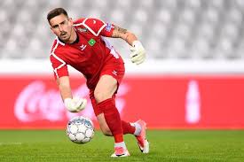 Laatste miguel van damme nieuws. Slecht Nieuws Voor Cercle Doelman Miguel Van Damme Opnieuw In Ziekenhuis In Strijd Tegen Leukemie Brugge Pzc Nl