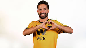 ˈʒwɐ̃w fɨˈlip iˈɾi.ɐ ˈsɐ̃tuʒ mo(w)ˈtĩɲu; Wolves Sign Joao Moutinho From Monaco To Two Year Deal