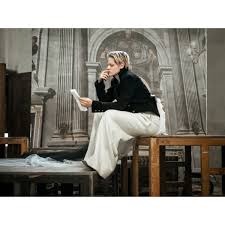 gallery fashion beauty version française. Pirelli Cancels 2021 Calendar And Donates 100 000 To Coronavirus Research Fashionista