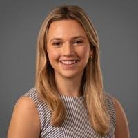 Kelly Raymond's Instagram, Twitter & Facebook