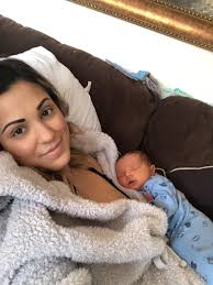 When mama doesn't feel good, I gives her da snuggles