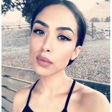 Brenda Lemus's Instagram, Twitter & Facebook