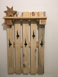 Garderobe Paletten Paletten Garderobe Paletten Flaschenoffner Wand