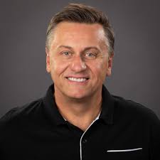 It is with profound sadness that we share the news that Dr. Todd Felts, a  longtime professor in the Donald W. Reynolds School of Journalism, passed  away unexpectedly