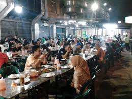 Wajir Seafood Medan Restaurant Reviews Photos Phone Number Tripadvisor