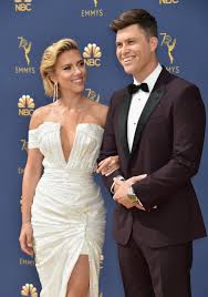 Colin jost wears wedding ring on 'saturday night live' after marrying scarlett johansson. Scarlett Johansson S Engagement Ring Is Something Else Grail