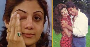 Shilpa shetty's five year old viaan who loves dressing up insisted mommy for vampire look and yes, he looked adorable all the way. Why Did Shilpa Shetty Break Up With Akshay Kumar She Reveals Hopytapy
