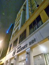 Prescott hotel kuala lumpur medan tuanku is a minute from the monorail station and 5 minutes by foot from the star lrt station. Hotel Prescott Inn And The Library Kuala Lumpur Malaysia Lakwatserong Tsinelas