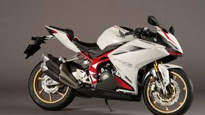 Checkout cbr250rr 2021 price list below to see the otr prices, promos, dp & monthly installment available. Honda Cbr250rr Gets A New Colour Scheme In Japan