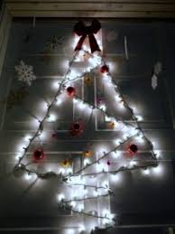 Plus, decorated outdoor christmas trees, pathway lights and more. 100 Creative Diy Christmas Light Decoration Ideas Prudent Penny Pincher