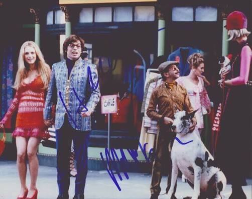 Austin Powers: The Spy Who Shagged Me Movie Cast - Autographed Signed  Photograph co-signed by: Mike Myers, Heather Graham | HistoryForSale Item  257966