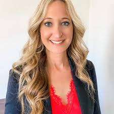 Jacqueline Koch's Instagram, Twitter & Facebook