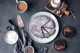 Schwedischer Kladdkaka Schokokuchen Glutenfrei Und Vegan Mit Videoanleitung Rezept In 2020 Schokokuchen Glutenfrei Vegan