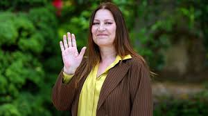 Tradimento, nuova programmazione: dal 5/2 Guzide farà compagnia al pubblico  tutti i giorni