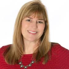 Betty Lucia's Instagram, Twitter & Facebook