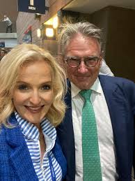 Ann talks with journalist, author and Hampton's own Robert Lipsyte about  becoming ESPN's Ombudsman