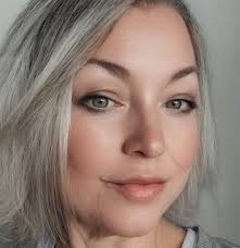 So hey I'm looking for recommendations of a fair auto insurance company who  doesn't charge out the Butt for full coverage auto insurance. Every time I  do auto quote online the insurance