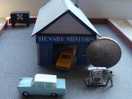 Card as a model making material has been around for a very long time. N Gauge Model Making Aidensfield
