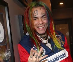 Swear ppl act like his run is legendary. Csi Twitter Thinks Tekashi69 Staged His Own Pistol Whipping Kidnapping Robbery Bossip