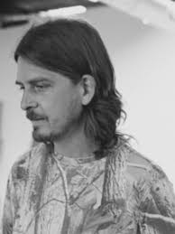 ARTIST OF THE DAY Jonathan Monk @monkpictures @lisson_gallery Jonathan Monk  was born in Leicester in 1969 and lives and works in Berlin. He has a BFA  from Leicester Polytechnic (1988) and an