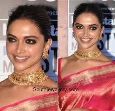 Deepika Padukone In Gold Choker And Studs Photo Tanishq Jewellery Buy Gold Jewelry Indian Wedding Jewelry