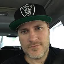 Dan Reider's Instagram, Twitter & Facebook