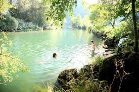 10 Secret Outdoor Swimming Holes Gardenista Swimming Holes Outdoor Places To Go