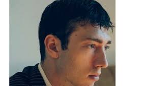 DIACRITIKSimon Johannin : « J'écris depuis le bord de la mort des choses  afin de se dresser quand même » (La Dernière saison du monde)