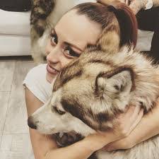 Diane Correa's Instagram, Twitter & Facebook