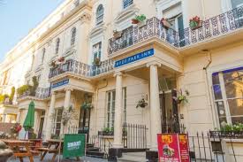 Park inn by radisson offers travellers a vibrant, friendly environment with an affordable hotel experience at more than 150 locations in 41 countries. Smart Hyde Park Inn Hostel In London Hostelsclub