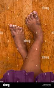 Ebony pyt feet
