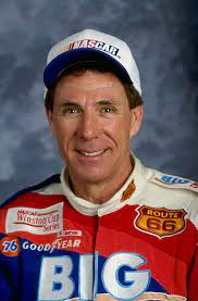 Darrell lee waltrip darrell waltrip born february 5, 1947 (1947 02 05) (age 64) owensboro, kentucky. Darrell Waltrip Net Worth Celebrity Net Worth