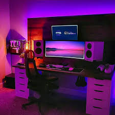 Battleroyale Gamingmonitor Pes 4k Playstation Xbox Cod Gaming Xboxone Minecraft Pc Fifa Proevolutio Gaming Room Setup Room Setup Best Gaming Setup