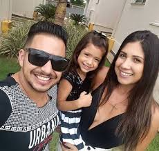 Esposa de Kleber, sertanejo morto pela Covid-19, fala de saudade: 'Tinha  pressa em viver'