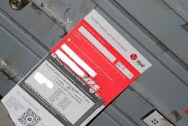 Auf dem beigefügten bild ist die beschädigung deutlich an der kartonage erkennbar. Wenn Der Postmann Gar Nicht Klingelt Help Orf At