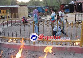 Namun ketika guyuran telah berhenti. Pemkab Pamekasan Fokus Kembangkan Wisata Api Tak Kunjung Padam Seputar Madura