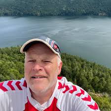 Where to buy cheap wool sweaters in Iceland?