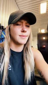 Fashion and Style Tips for Casual Indoor Settings