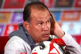 El Grinch que nos robó la Navidad. Balance de la selección que nos deja  Juan Reynoso.