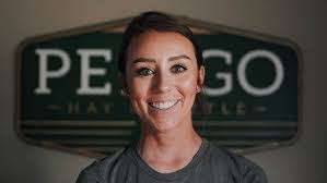 Kim Perigo's Instagram, Twitter & Facebook