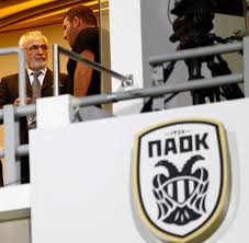 Niedawno powołany po raz pierwszy do reprezentacji polski karol świderski zdobył jedną z bramek dla. Paok Saloniki Klubboss Iwan Savvidis Sturmt Mit Waffe Aufs Spielfeld Haftbefehl Welt