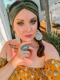 The Younique Foundation ONLINE Auction