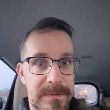 Dagen till ära så blir man ett år äldre,en eller två rynkor till,  gäddhänget hänger stabilt med, men va gör de om hundra år🥳 Men jag firar  oxå 1 år på Threads.