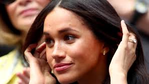 Breaking news headlines about meghan and harry, linking to 1,000s of sources around the world, on newsnow: Meghan Markle 4 700 Dress And Harry With No Limits In The Scandal Interview