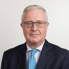 Daniel Bromilow's Instagram, Twitter & Facebook