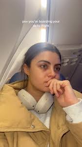 Rachel Keys's Instagram, Twitter & Facebook